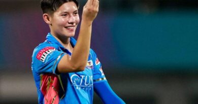 Mumbai Indians beat UP Warriorz by a wide margin and are led to the WPL final by Nat Sciver and Issy Wong